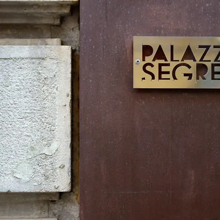 Palazzo Segreti 4*
